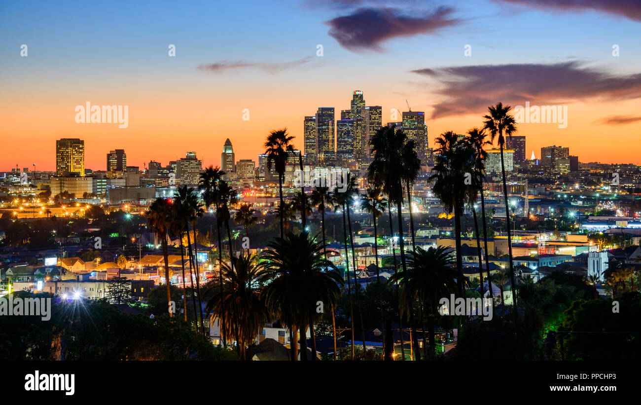 Sunset skyline de Los Angeles, California, Estados Unidos. Foto de stock