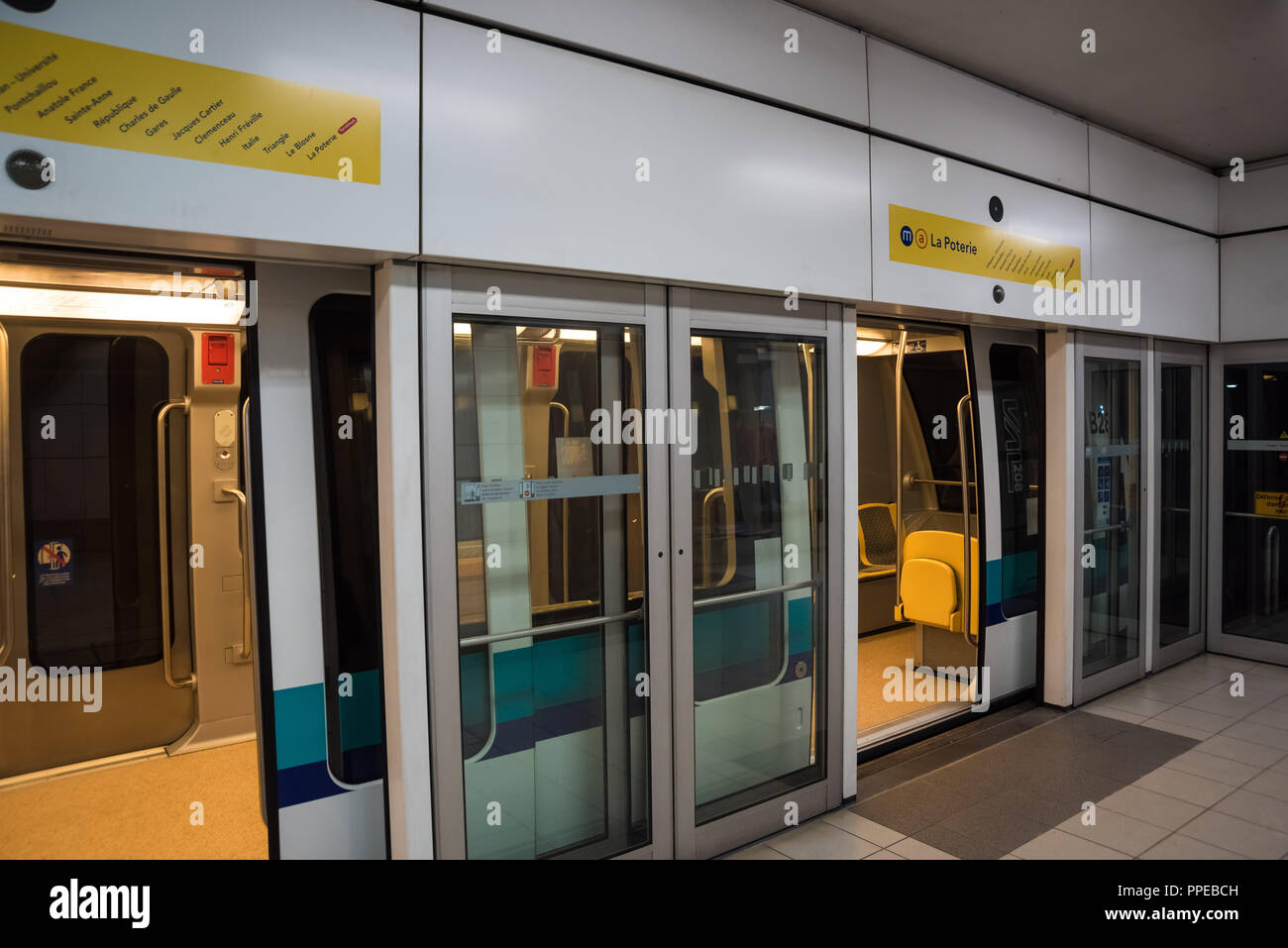 Rennes, VAL-Metro, Estación J.F. Kennedy Foto de stock