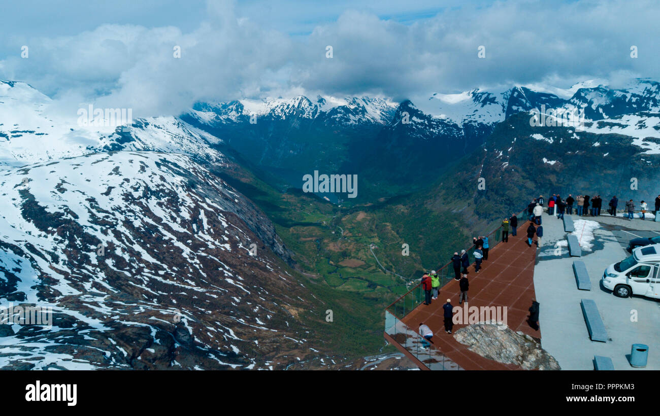 Mirador, Dalsniba, Geiranger Fiordo, Møre og Romsdal, Noruega Foto de stock