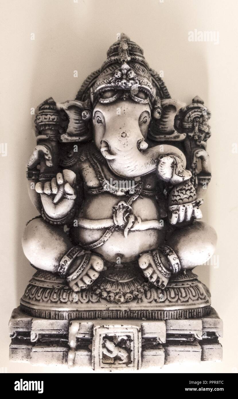 Ganesha en el hinduismo, el dios de la sabiduría y la prosperidad es