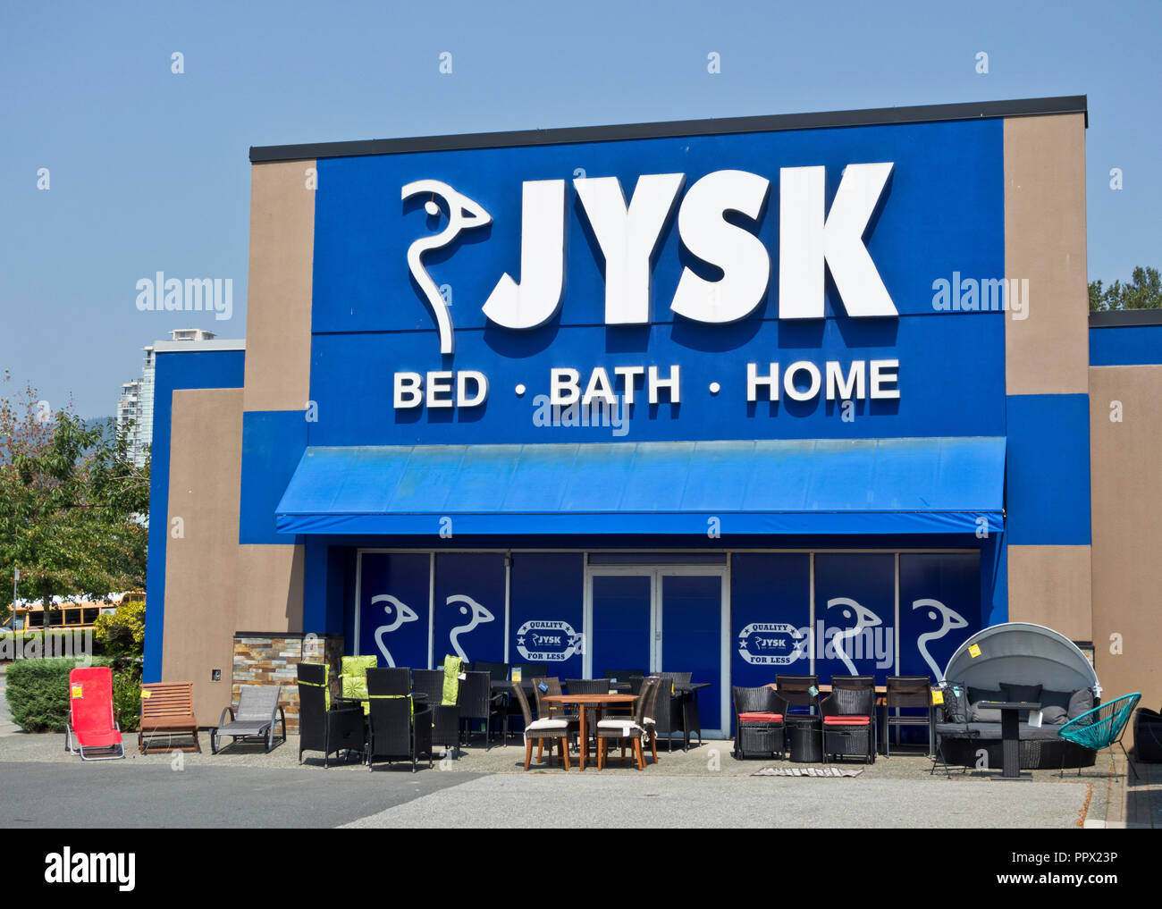 Tienda de muebles para el hogar Jysk en Coquitlam, BC, Canadá (Vancouver)  Metro Fotografía de stock - Alamy