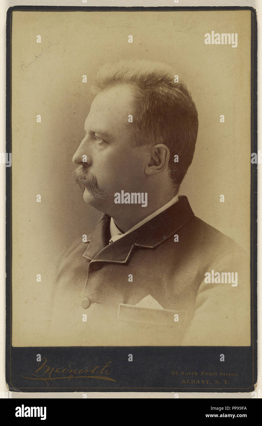 Hombre con pelo corto recortada y bigote, en perfil; Charles A. Meinerth activo, Americana, 1880, 1880; Albúmina silver Foto de stock