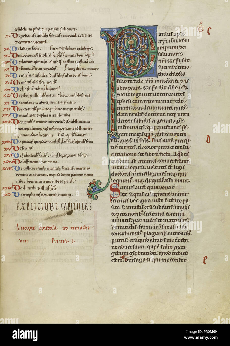 Decoradas P inicial; Pontigny, probablemente, Francia; alrededor de 1170; pluma y tinta negra, tempera, y hoja de oro sobre pergamino Foto de stock
