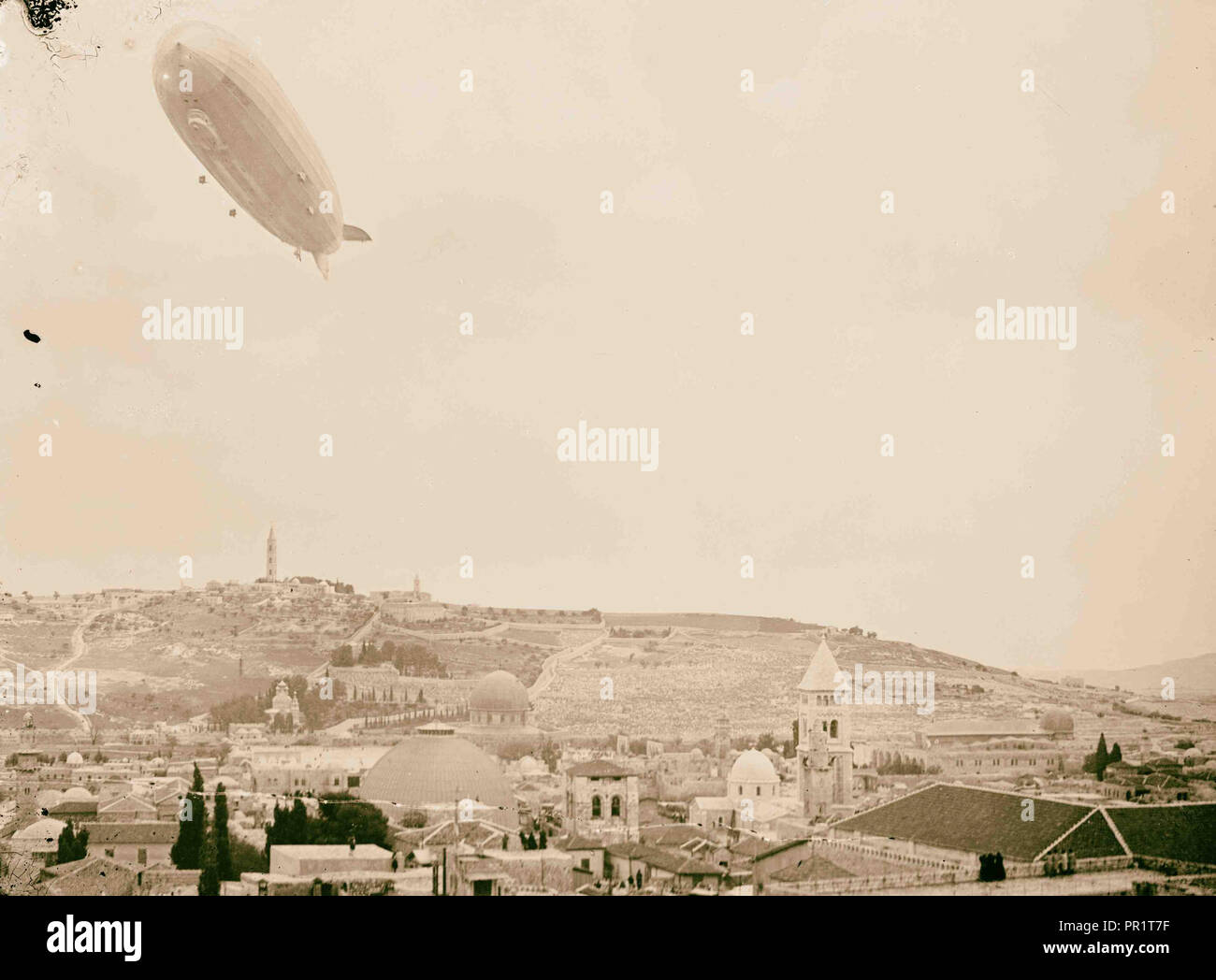 El injerto, Graf Zeppelin sobre Jerusalén 1931, Israel Foto de stock