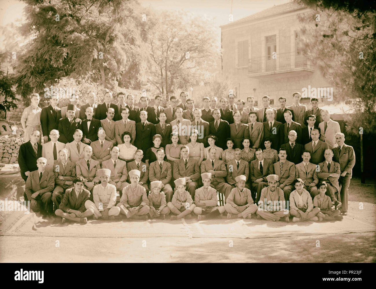 Gran grupo del Departamento de Salud Pública y los laboratorios 1944, Oriente Medio, Israel Foto de stock