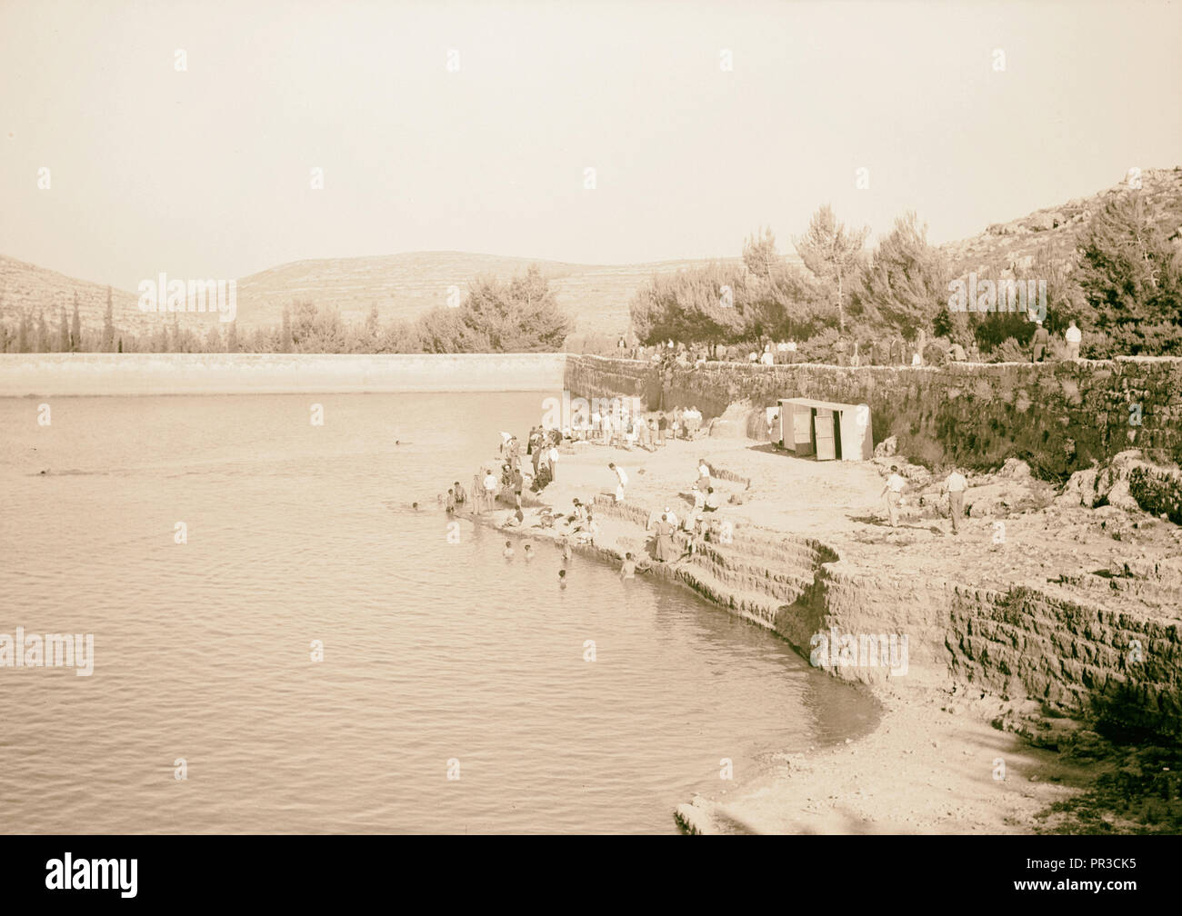 Las Piscinas de Salomón se convierte en un picnic y nadar complejo