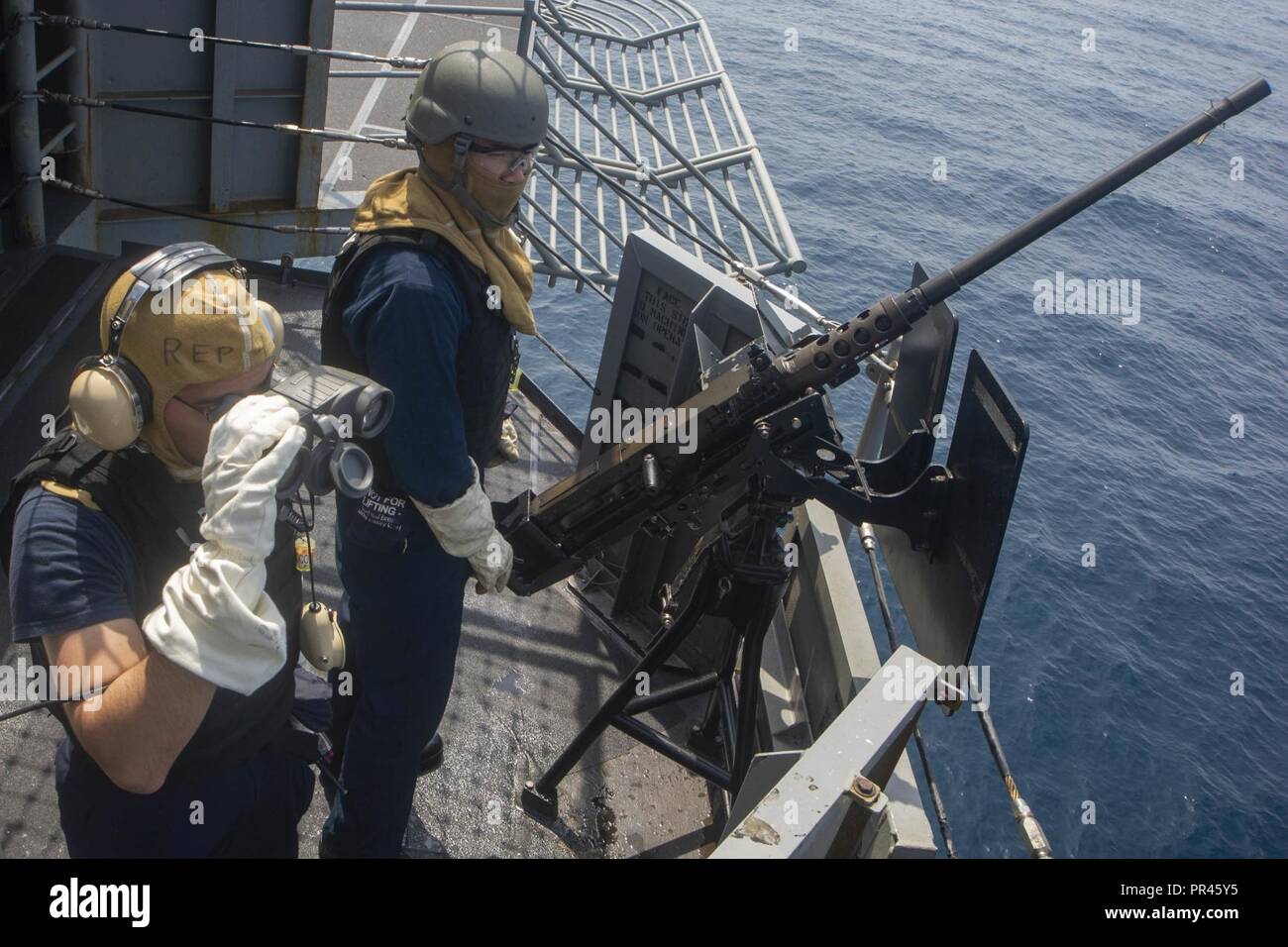 De Adén (Sept. 7 2018) Mantenimiento de aviones de segunda clase