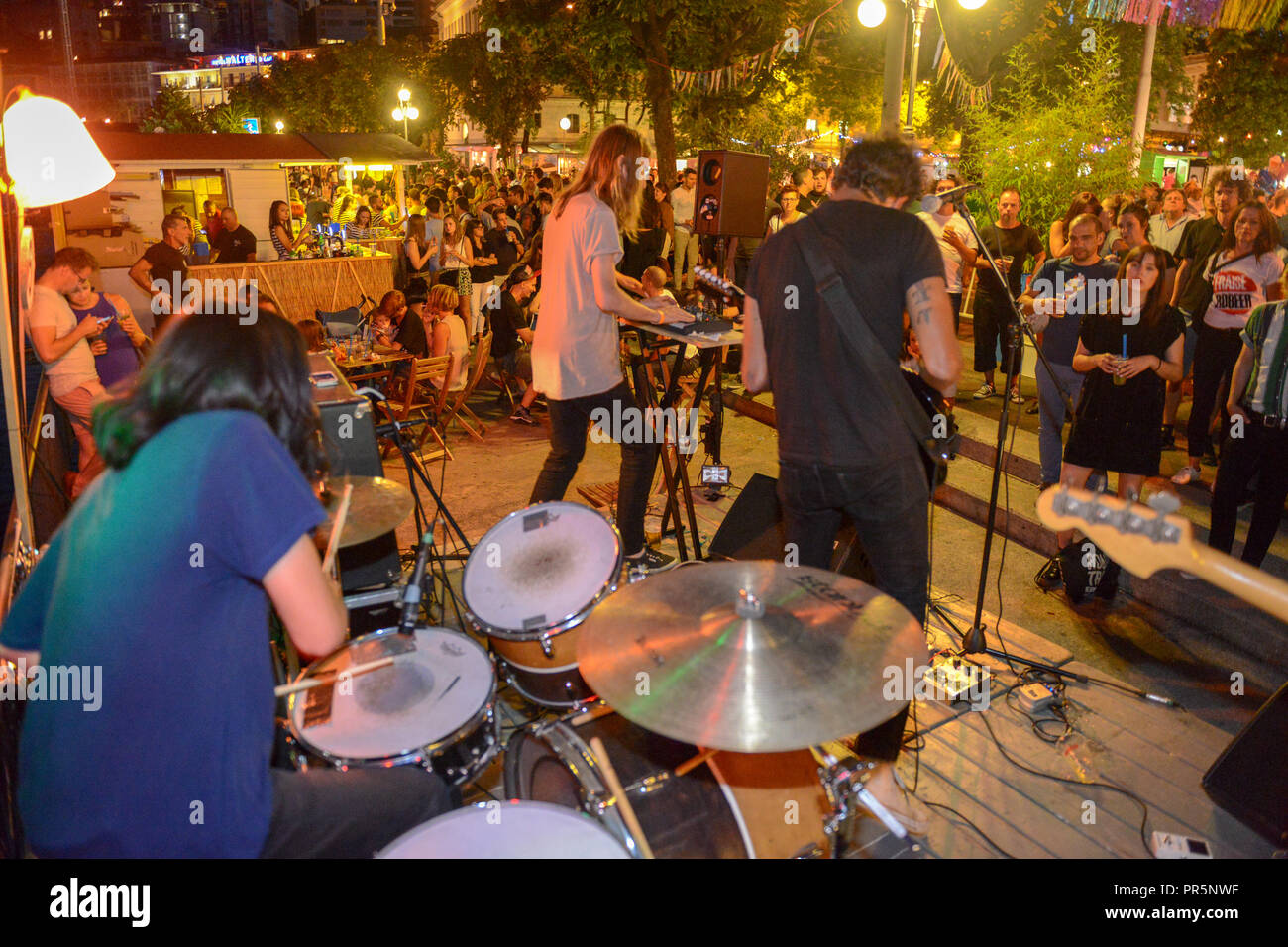 Lugano, Suiza - 16 de julio de 2016 - inútil Eaters tocando en vivo en el Buskers Festival en Lugano, Suiza Foto de stock