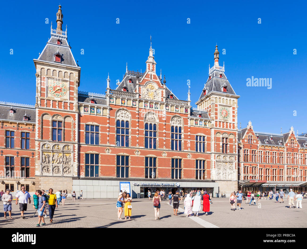 Cental station fotografías e imágenes de alta resolución Alamy
