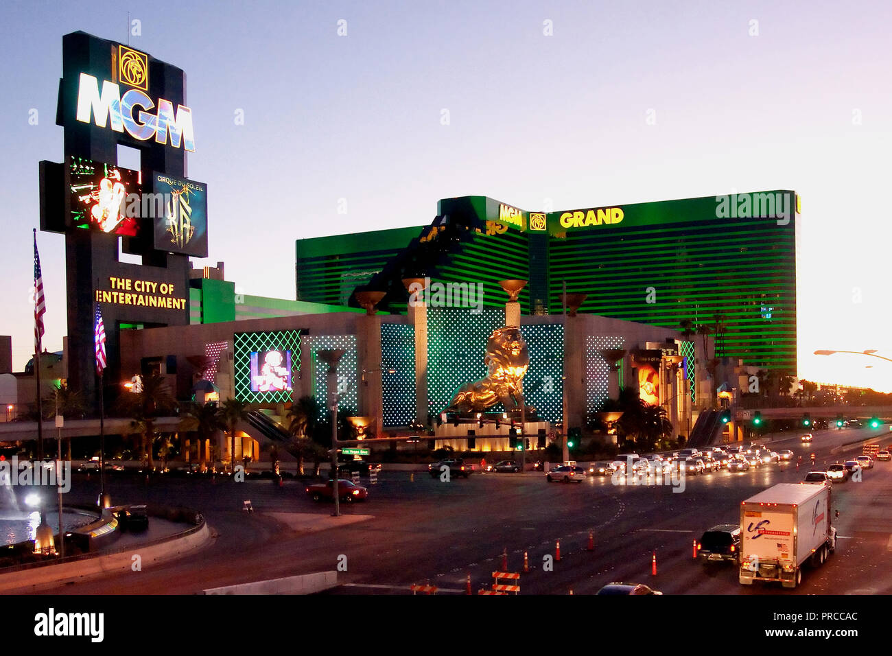 Las Vegas, Estados Unidos, 2 de Octubre,2011.El MGM Grand Hotel y casino. Crédito:Mario Beauregard/Alamy Live News Foto de stock