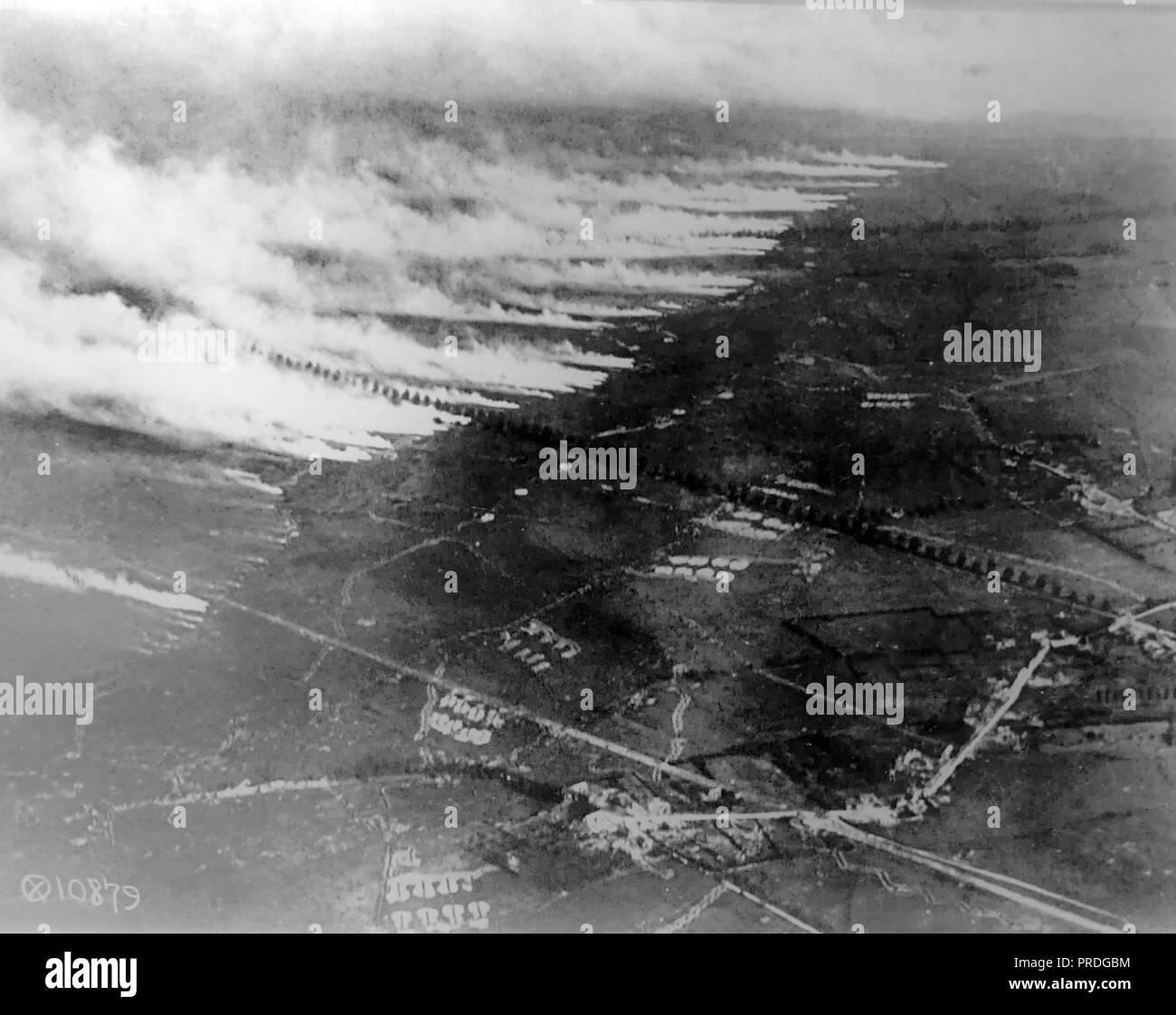 La batalla de Verdún en 1916. Ataque con gas francesa. Foto de stock