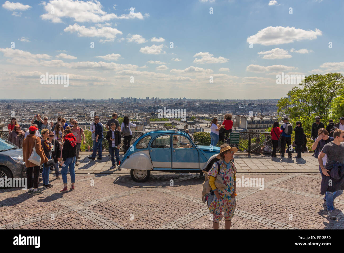 Una gran vista de la ciudad de París, Montmartre Foto de stock