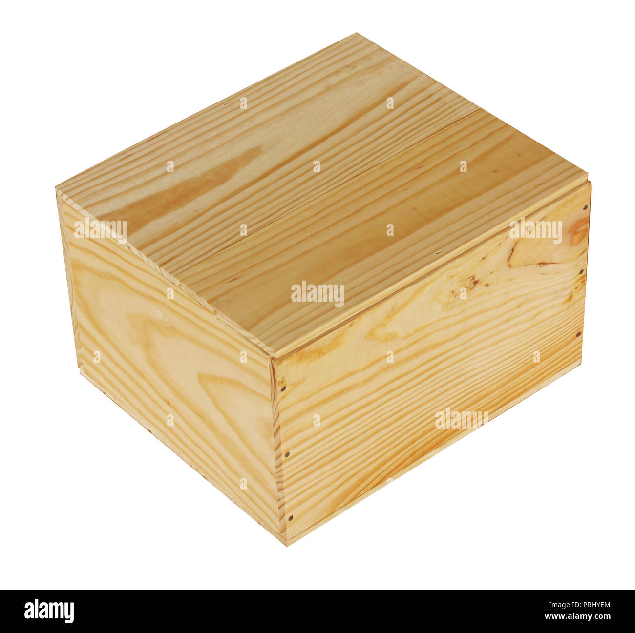 Caja cerrada de madera aislado sobre fondo blanco Fotografía de stock -  Alamy