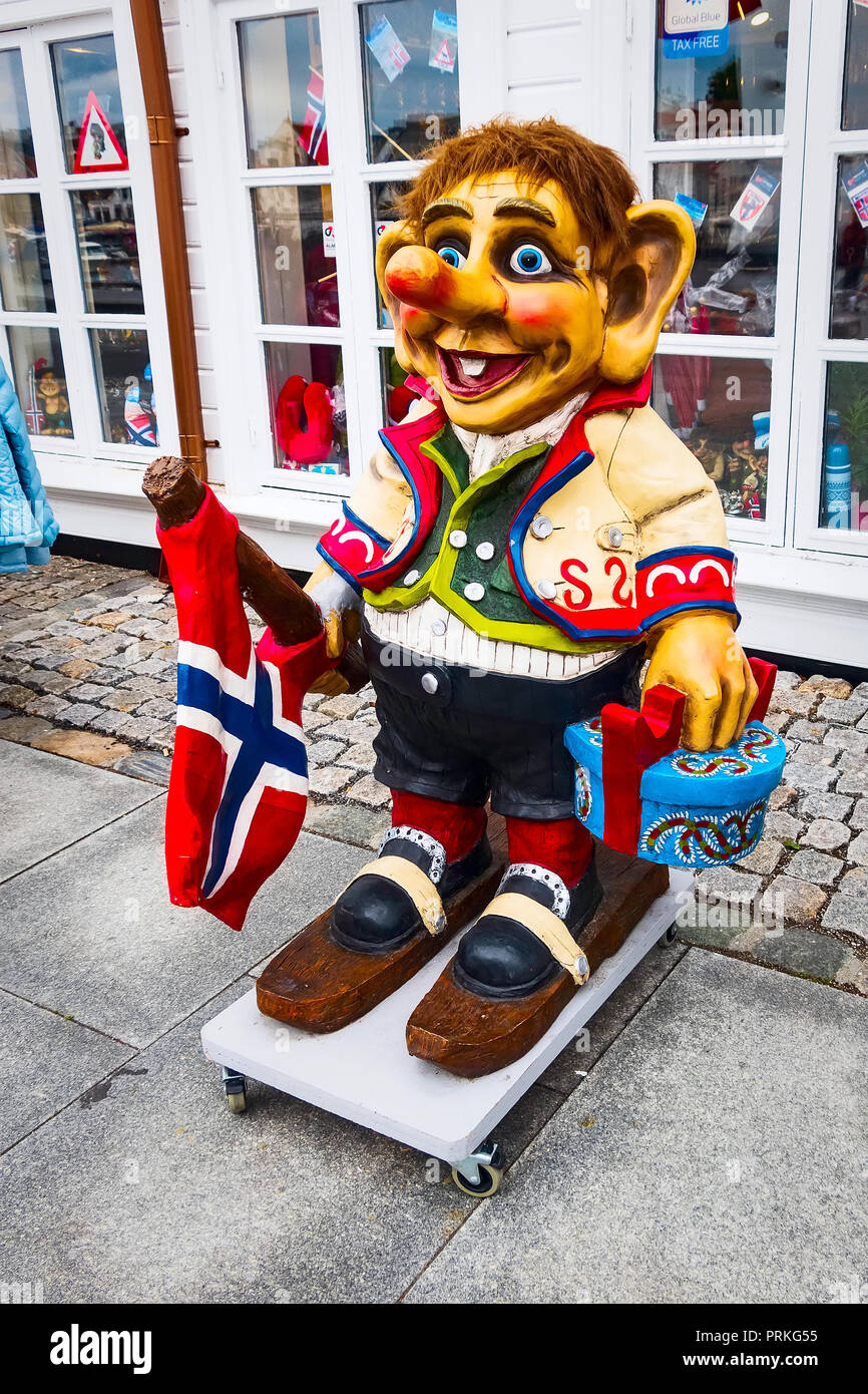 Stavanger, Noruega - Agosto 2, 2018: la estatua de un tradicional noruego troll en Noruega Foto de stock