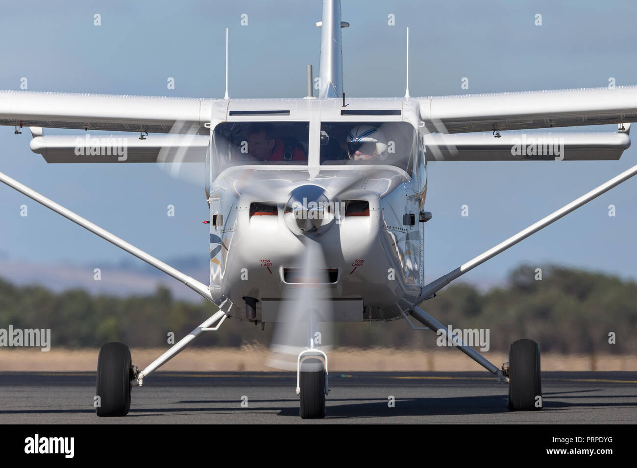 Gippsland Aeronautics Ga8-SXK Airvan (VH) utilidad del motor único avión que se utiliza para operaciones de paracaidismo. Foto de stock