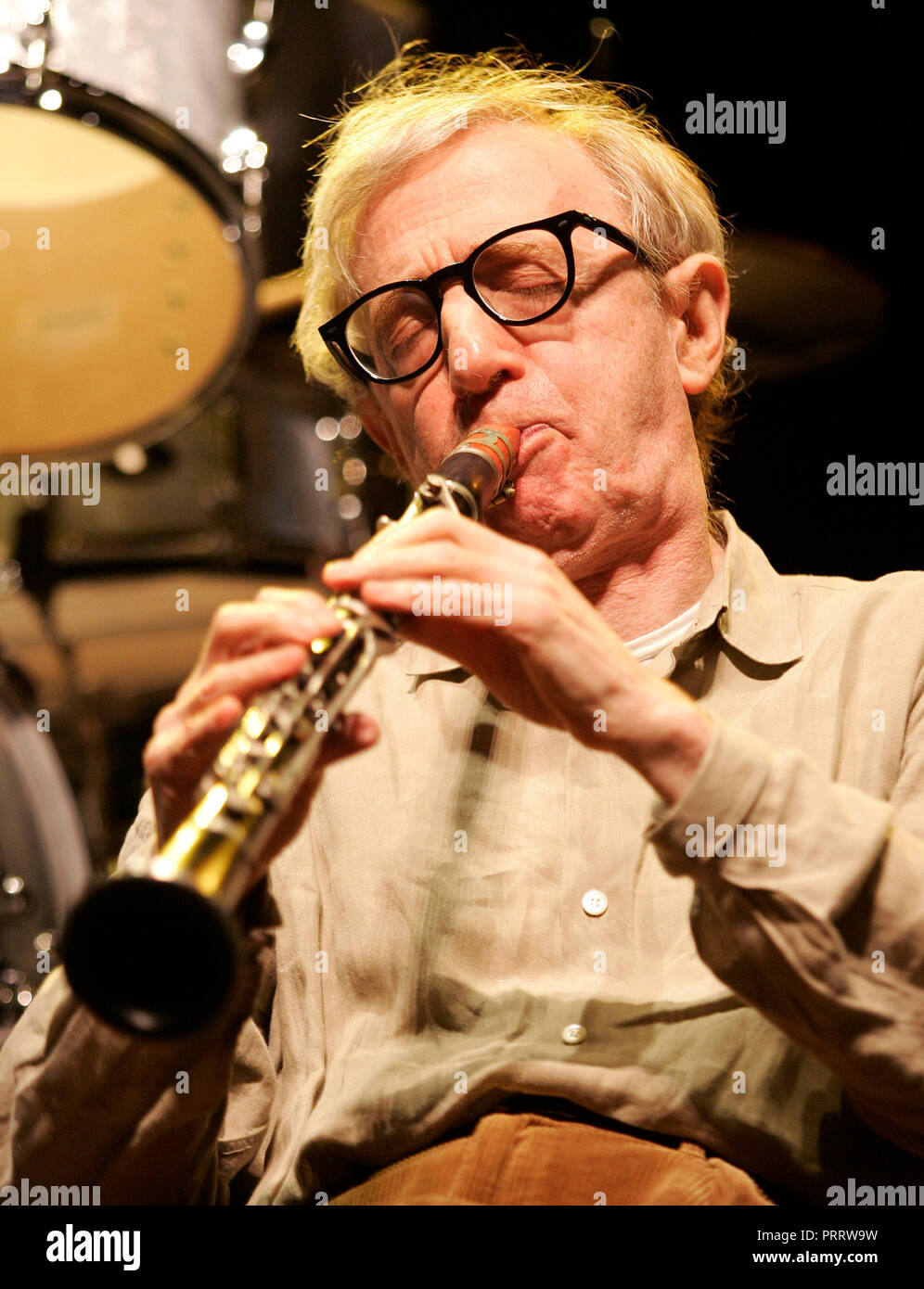 Woody Allen se realiza en concierto con su New Orleans Jazz Band en el Bank Atlantic Center en Sunrise Florida el 28 de diciembre de 2006. Foto de stock