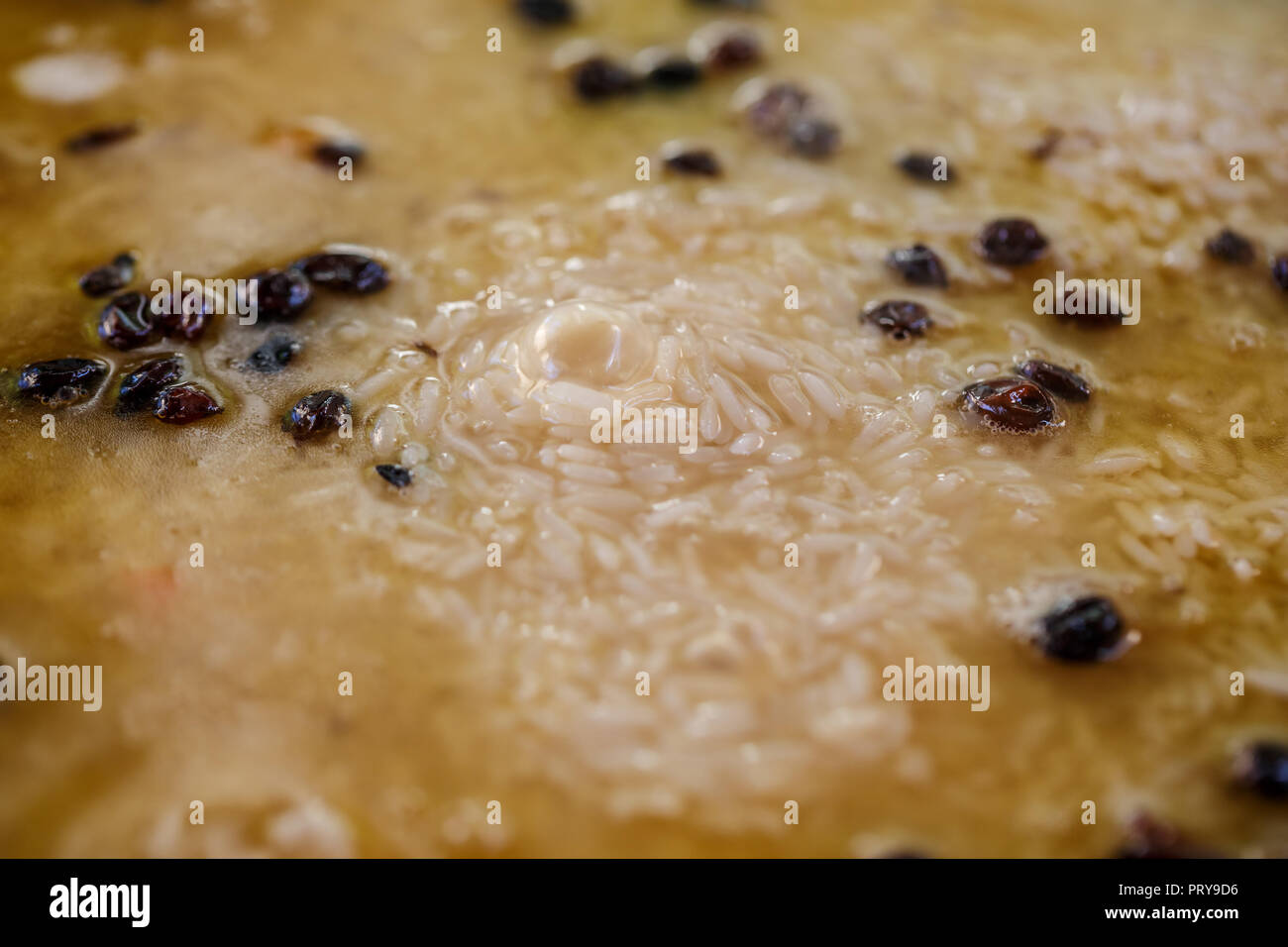 Caldero de arroz fotografías e imágenes de alta resolución - Página 4 -  Alamy