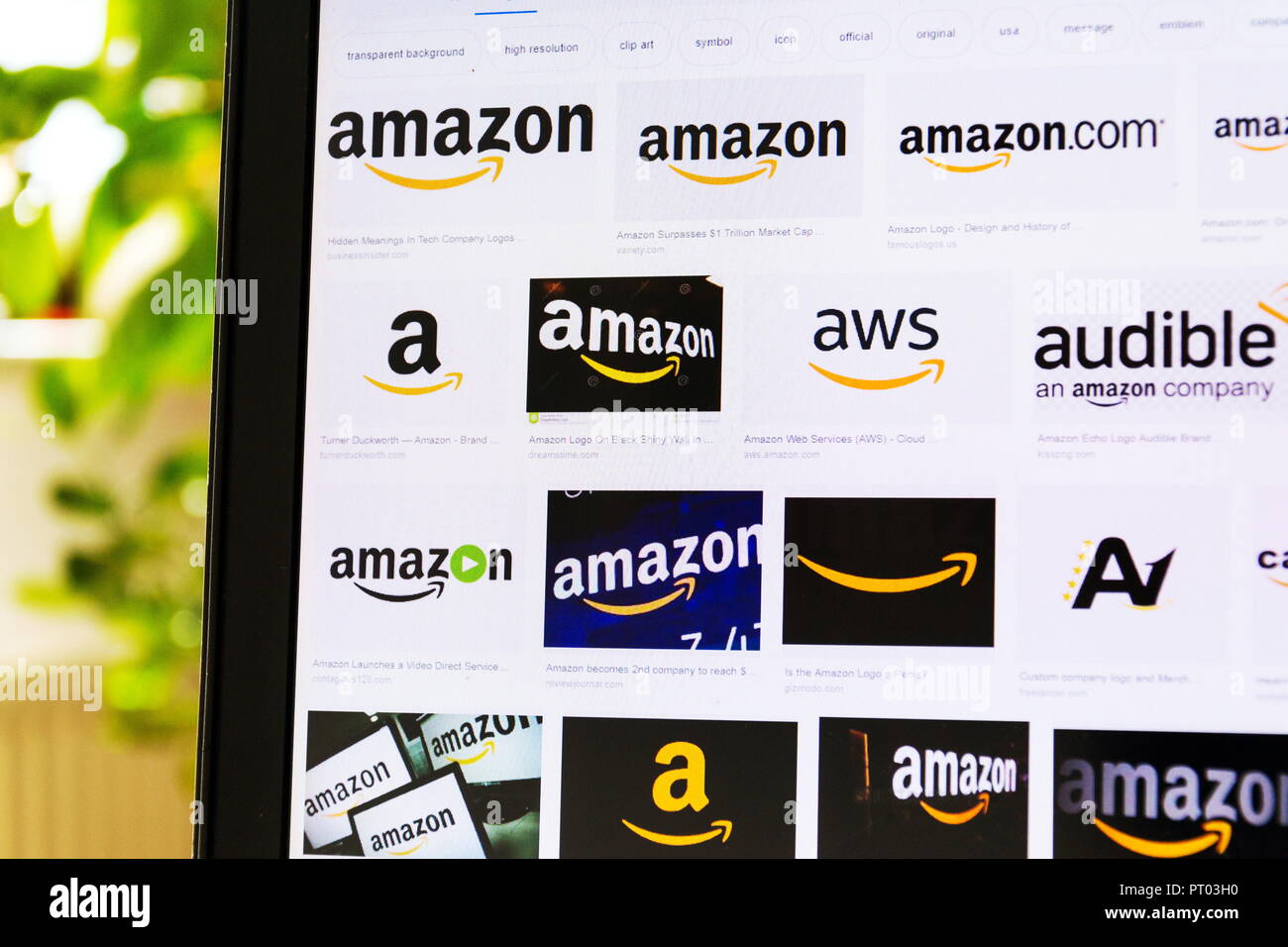 Praga, República Checa - 4 de octubre 2018: Varios Amazon comercio electrónico y cloud computing tecnología americana los logotipos de la compañía Foto de stock