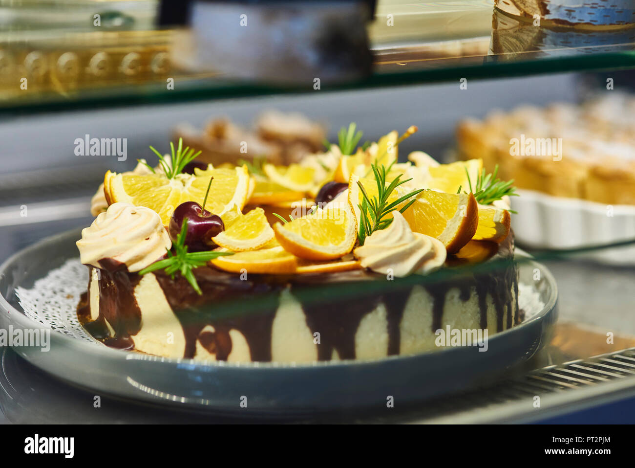 Sabroso cheesecake con limones Foto de stock