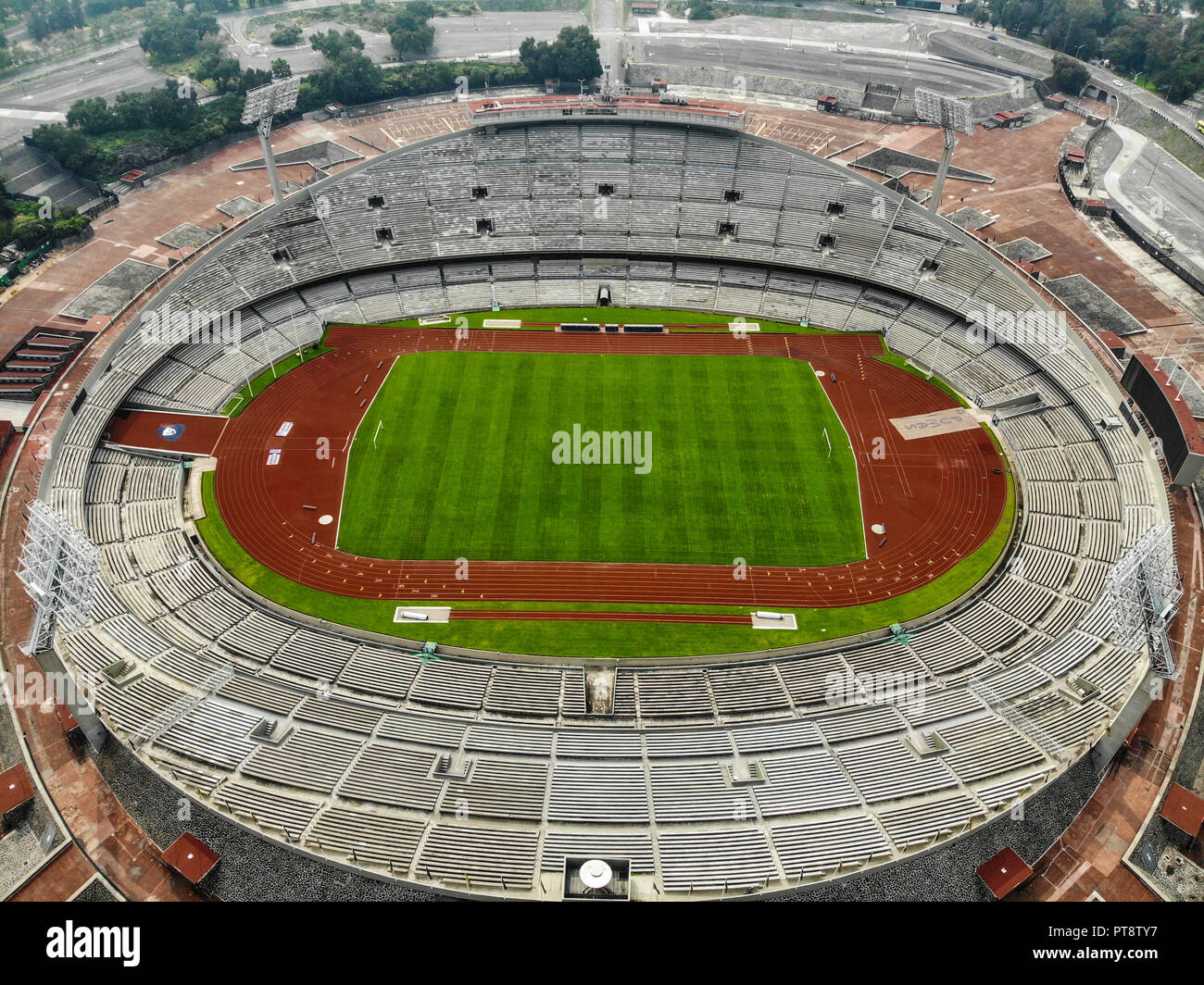 Vista aérea de la Universidad Olympic Stadium, hogar del equipo de fútbol  Los Pumas de la UNAM. Universidad Nacional Autónoma de México. CU. Ciudad  de México. Un alto ángulo de visualización (Foto: