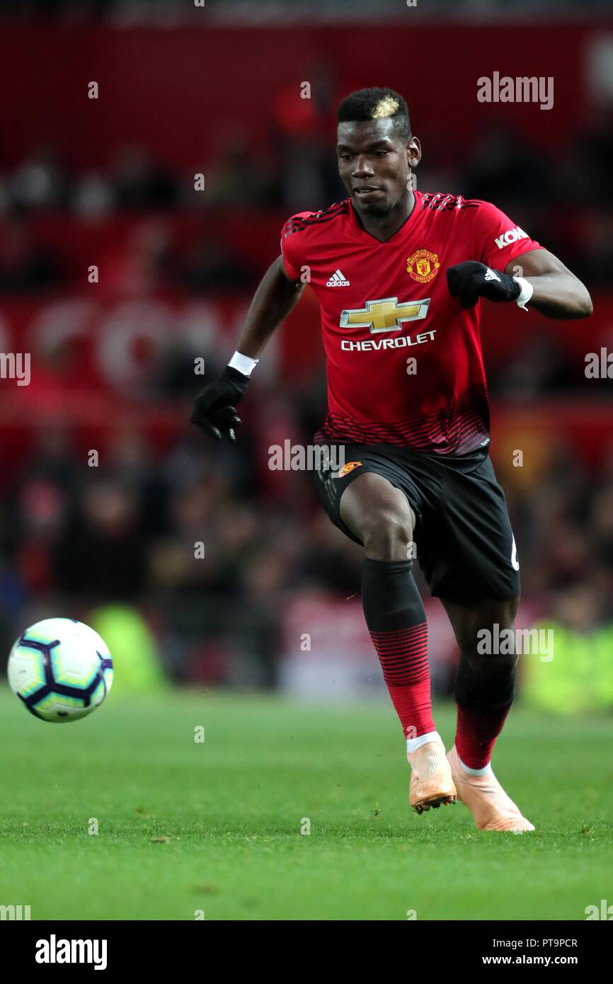 PAUL POGBA MANCHESTER UNITED FC MANCHESTER UNITED FC V Newcastle United FC de Old Trafford, Manchester, Inglaterra, 06 de octubre de 2018 GBD12413 estrictamente sólo para uso editorial. Si el jugador o jugadores, representado en esta imagen es/está jugando para un club inglés o el equipo nacional de Inglaterra. Entonces esta imagen sólo podrán ser utilizados para fines editoriales. Uso no comercial. Los siguientes usos son también restringida INCLUSO SI EN UN CONTEXTO EDITORIAL: utilizar en conjunción con, o parte de cualquier no autorizado audio, video, datos, listas de sujecin, club/Liga logotipos, apuestas, juegos o cualquier 'live' de servicios. También Resto Foto de stock