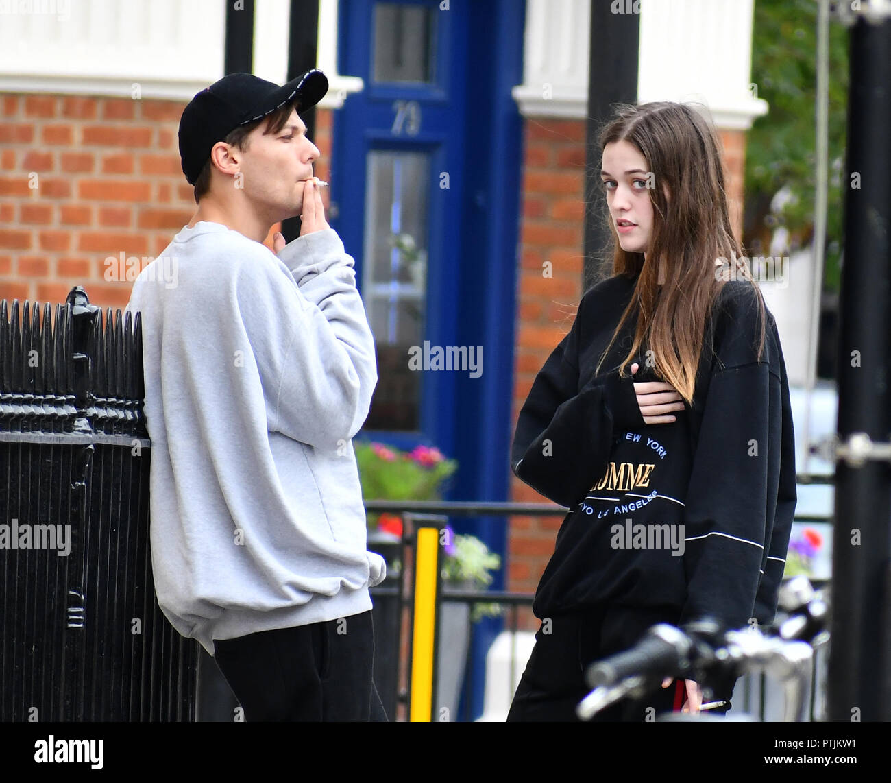Louis Tomlinson y su hermana Felicite Tomlinson aka "chispeante" tienen