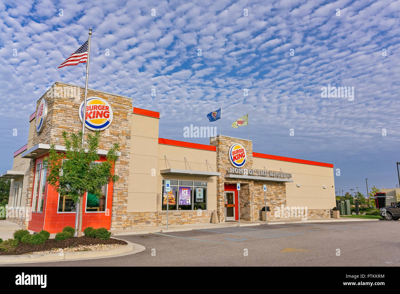 Restaurante de comida rápida Burger King entrada exterior delantera en