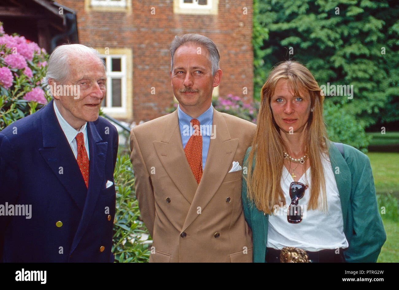 Rudolph Prinz Von Croy Mit Seinem Vater Karl Emanuel Und Ehefrau Alexandra En Dulmen Deutschland 2004