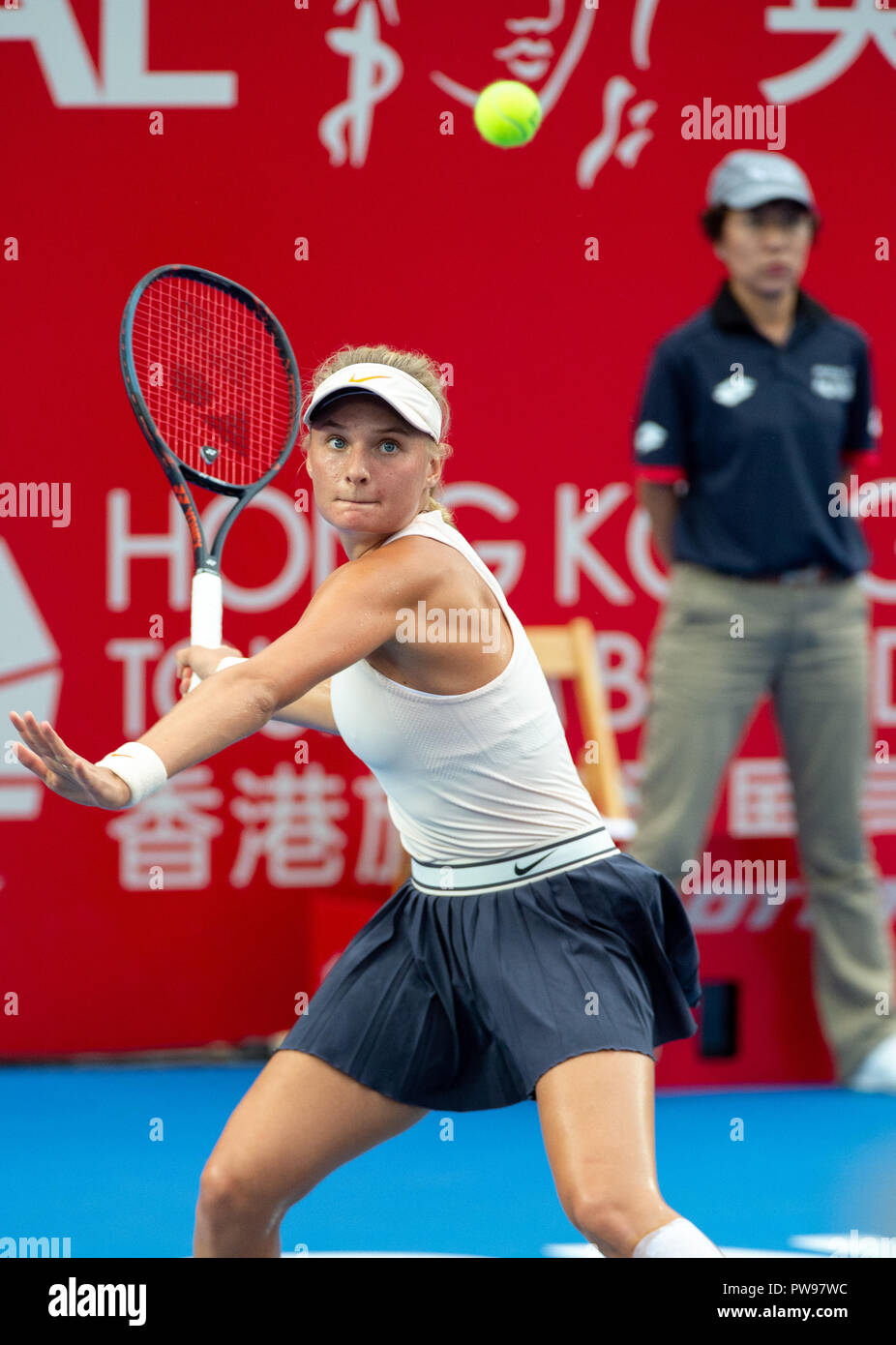 HONG KONG, HONG KONG, CHINA: Octubre 14,2018.Ukraniana adolescente Dayana Yastremska (foto) gana su partido contra China No1 Wang Qiang en la final de la 2018 Prudential Hong Kong WTA Abierto de Tenis torneo de tenis internacional el parque Victoria de Hong Kong.Jayne Russell/ Alamy Live News Foto de stock