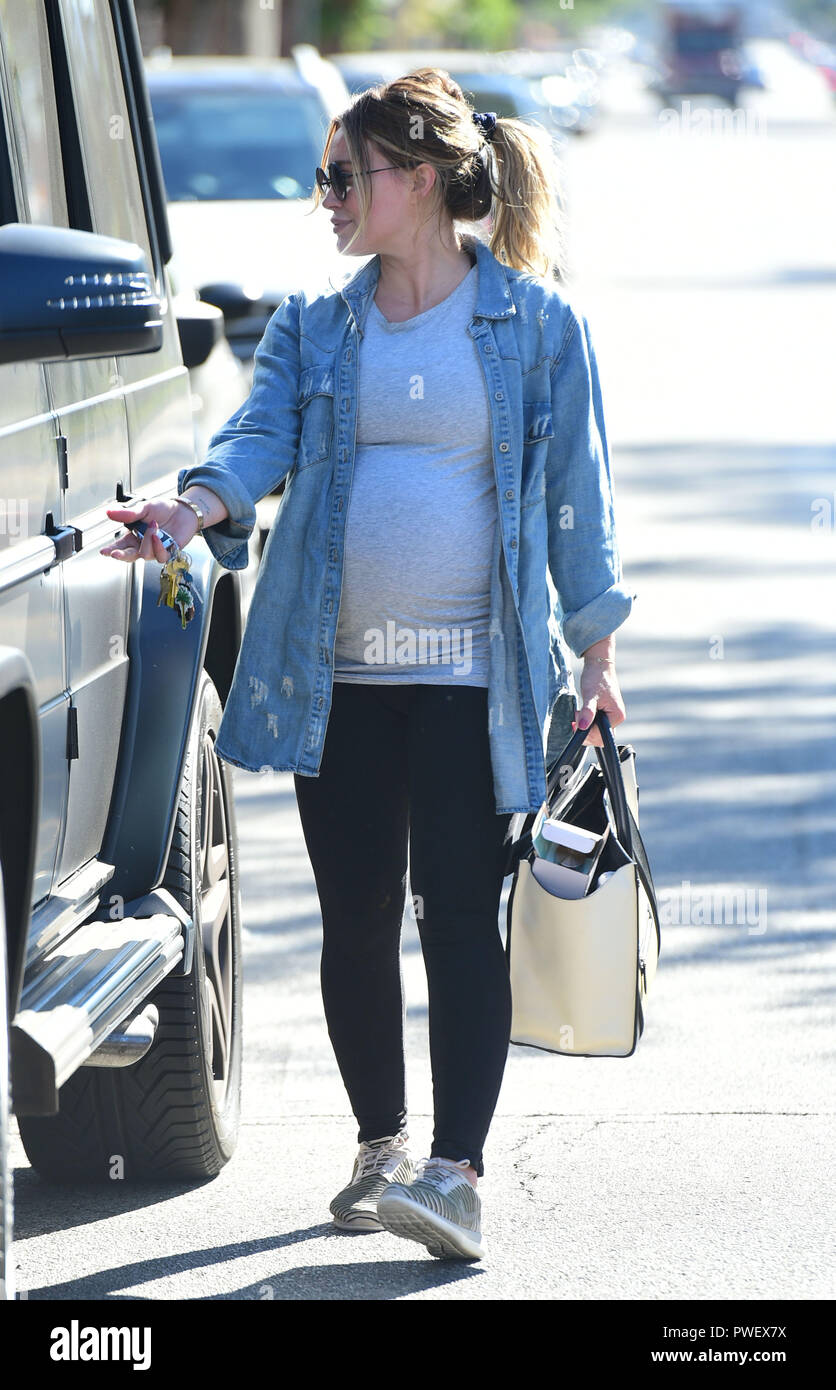 Hilary mantiene su rutina de mientras está embarazada fuertemente con: Hilary Duff donde: Los Angeles, California, Estados Unidos Cuándo: 14 de septiembre de 2018 Crédito: WENN.com Fotografía stock - Alamy