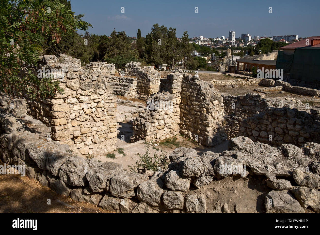 Ruinas de Tauric antiguo Chersonese en Sebastopol, la Crimea Foto de stock