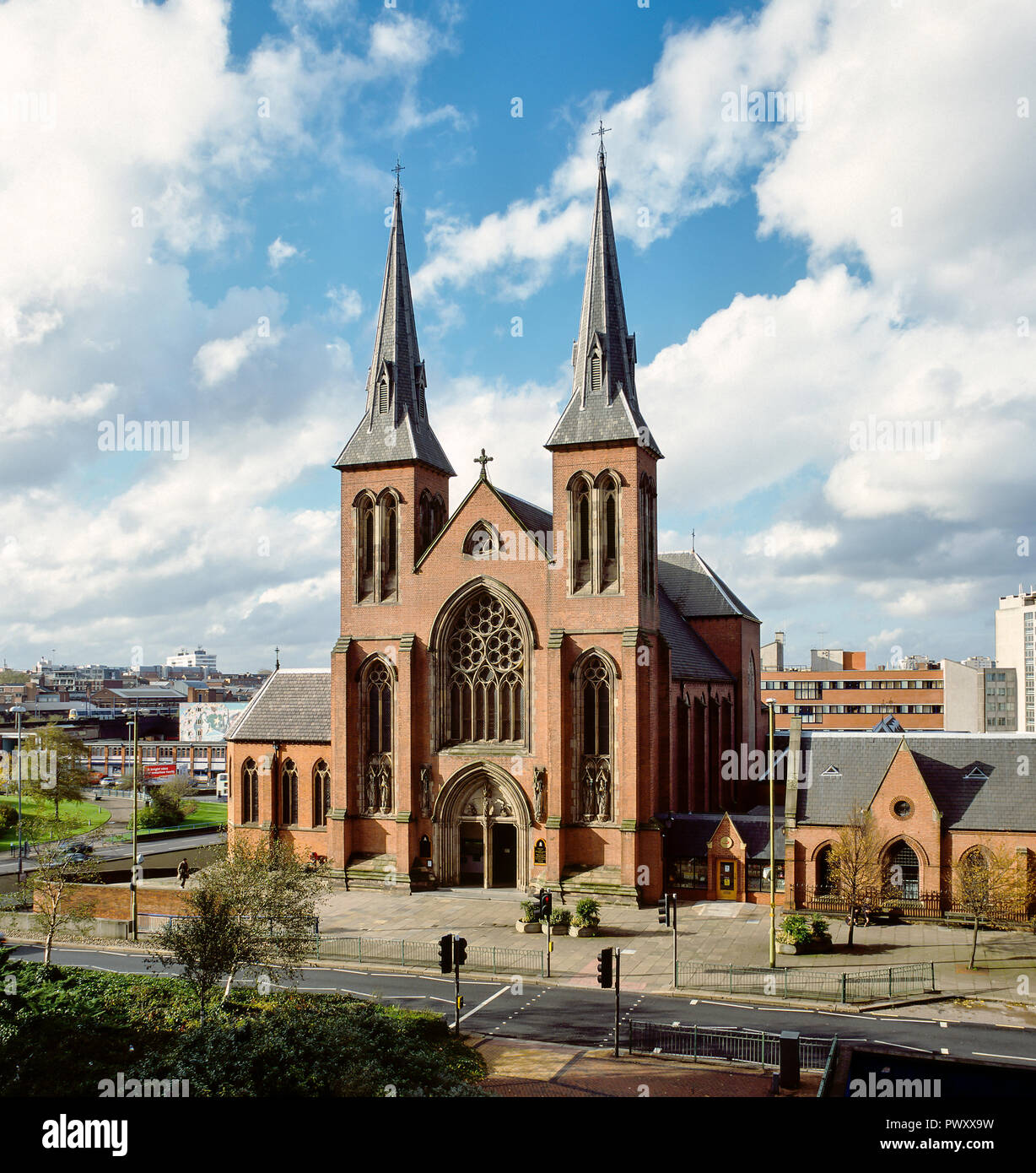 St Chad's Cathedral, Birmingham, Reino Unido. Construido en 1841 por A.W. Pugin, fue la primera catedral Católica Romana construido en Inglaterra desde la reforma Foto de stock