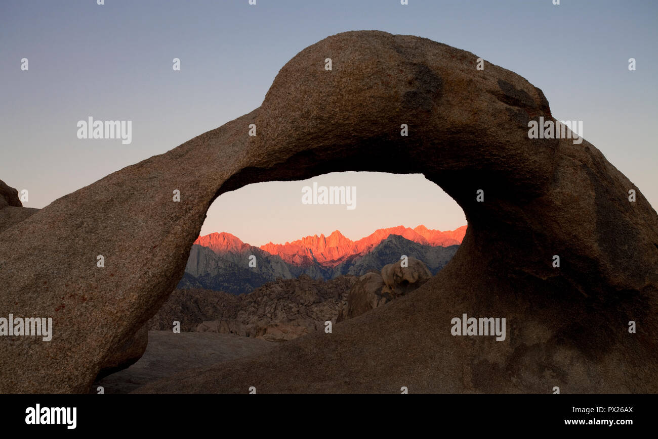 Mount Whitney, en la región oriental de Sierra Nevada, California, Estados Unidos. Foto de stock
