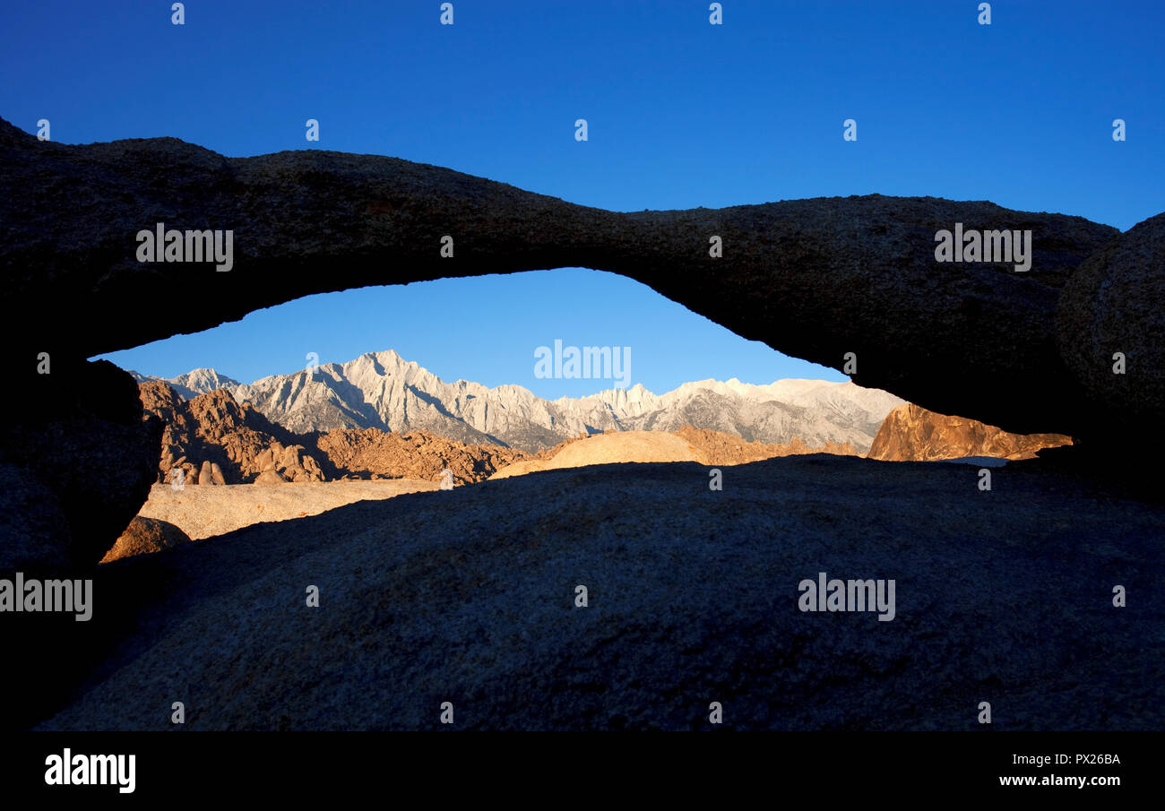 Mount Whitney, en la región oriental de Sierra Nevada, California, Estados Unidos. Foto de stock