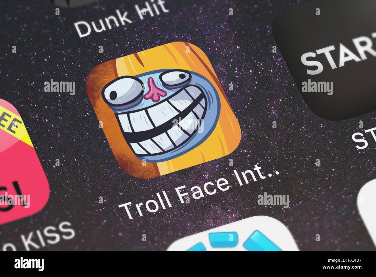 Londres, Reino Unido - 19 de octubre de 2018: el icono de la app móvil Troll  Face Internet memes de SPIL GAMES en un iPhone Fotografía de stock - Alamy