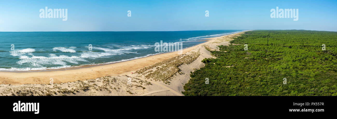 Playa y del océano Atlántico, cerca de el faro de La Coubre, La Tremblade, Charente Maritime, Nouvelle-Aquitaine, Francia Foto de stock