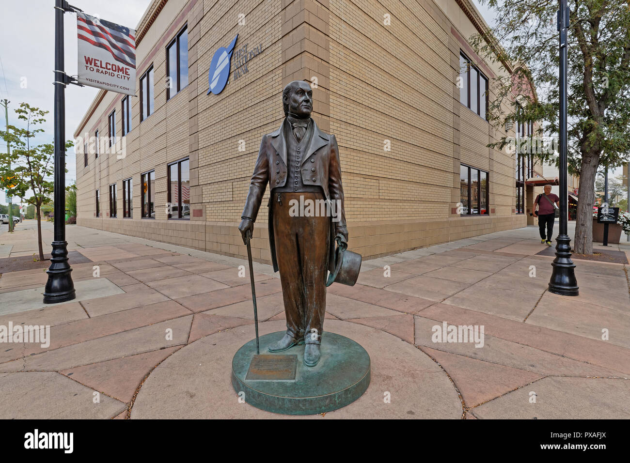 RAPID CITY, DAKOTA DEL SUR, 11 de septiembre de 2018 : La Ciudad de los presidentes es una serie de estatuas de bronce de tamaño natural de los presidentes pasados a lo largo de Rapid City stre Foto de stock