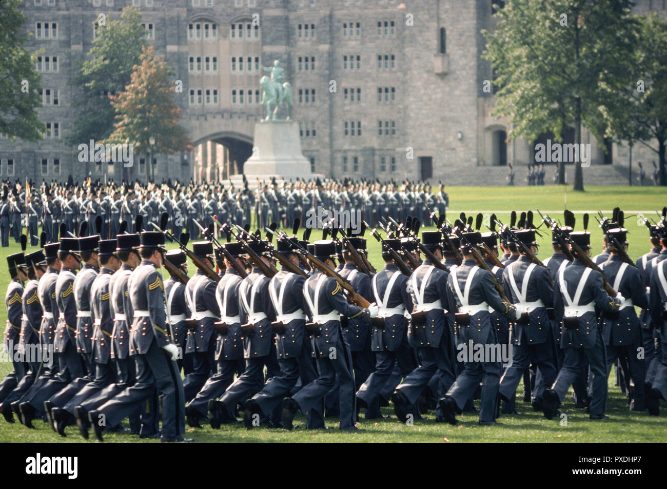 Formal desfile de cadetes en la Academia Militar de los Estados Unidos, West Point, Nueva York Foto de stock