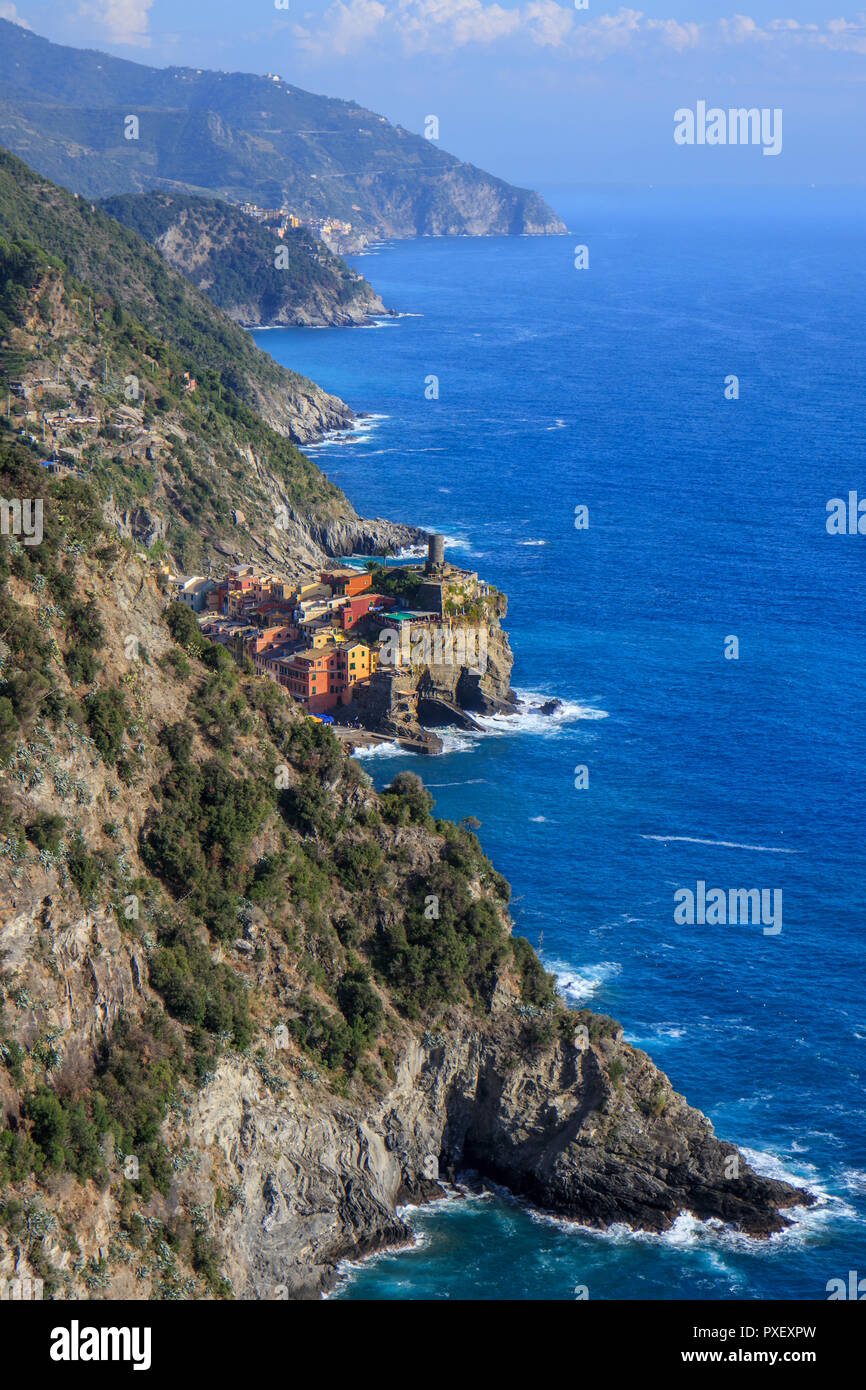 Vernazza pueblo de pescadores (Cinque Terre, Italia) Foto de stock