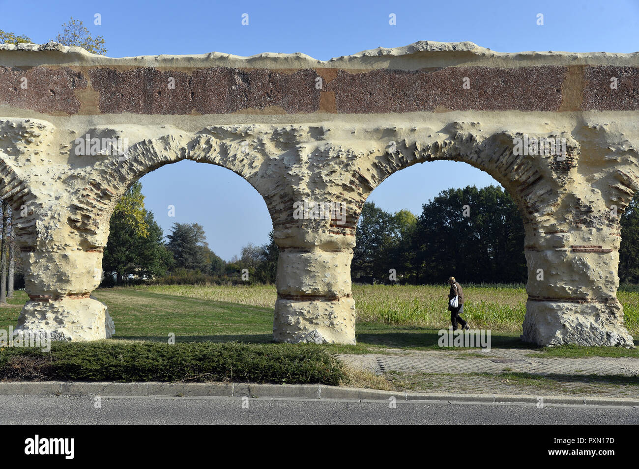 Acueducto romano de Gier en Chaponost - Francia Foto de stock
