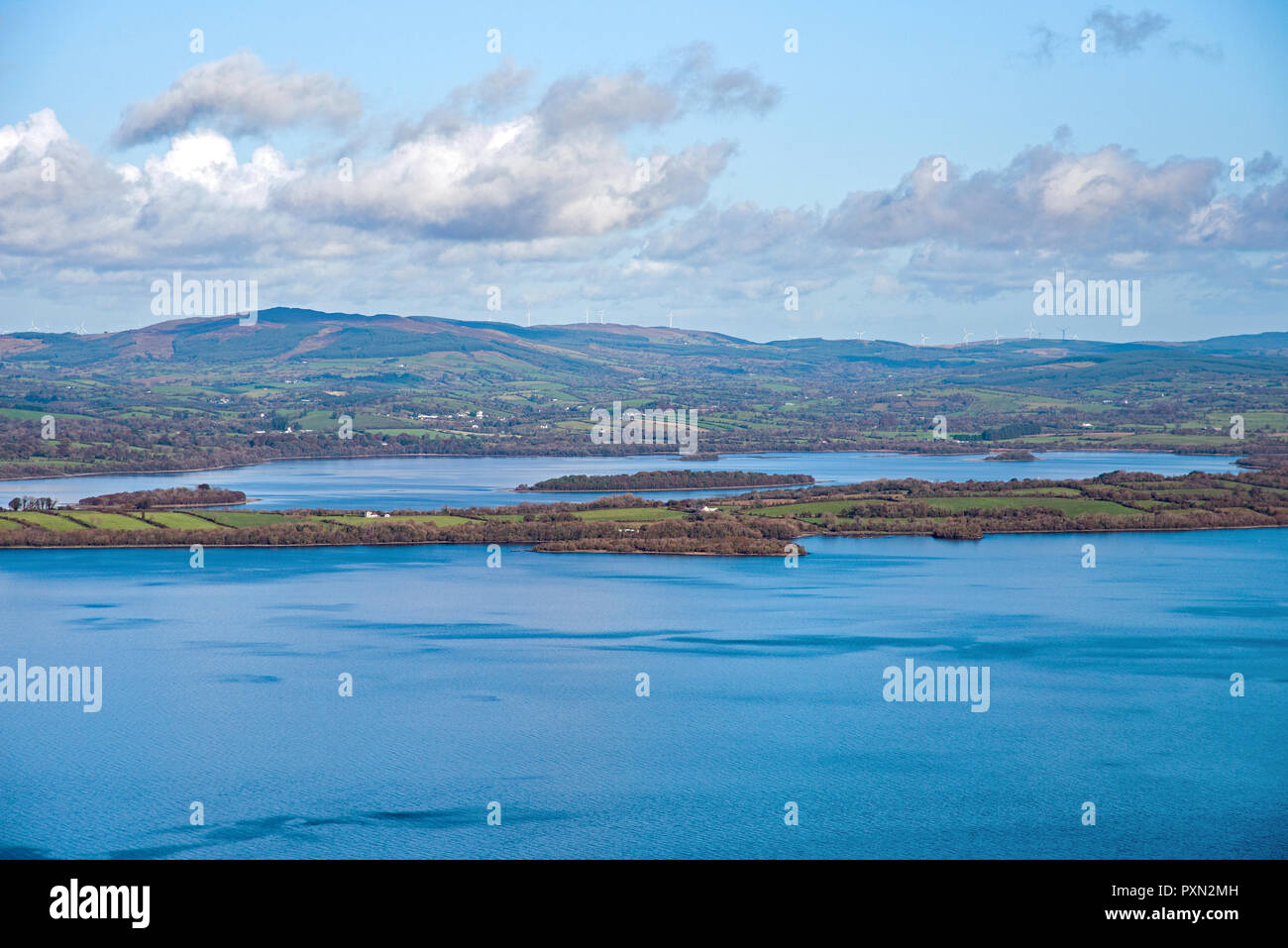 Excelentes vistas panorámicas en Lower Lough Erne , Co . Fermanagh, Irlanda del Norte Foto de stock