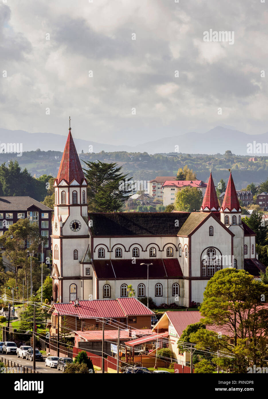Iglesia del Sagrado Corazón de Jesús, de Puerto Varas, Provincia de Llanquihue, Región de Los Lagos, Chile Foto de stock
