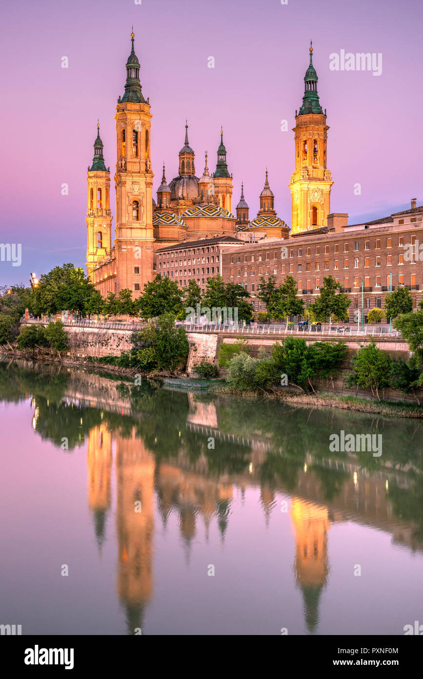 CathedralBasilica de Nuestra Señora del Pilar o CatedralBasilica de