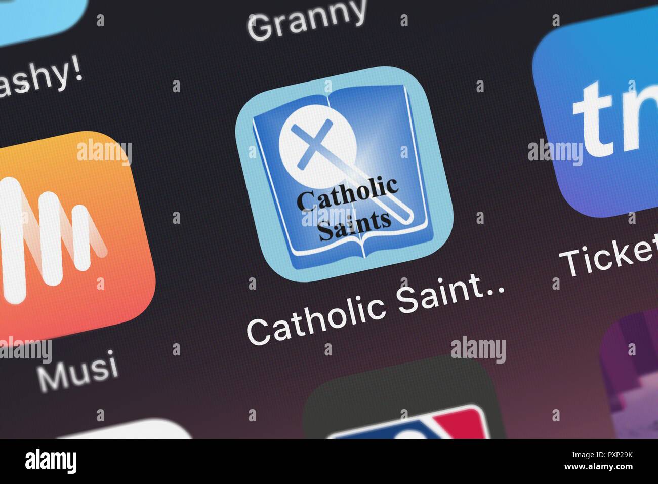Londres, Reino Unido - 23 de octubre de 2018: el icono de la app móvil santos católicos Lista de Oleg Shukalovich en un iPhone. Foto de stock