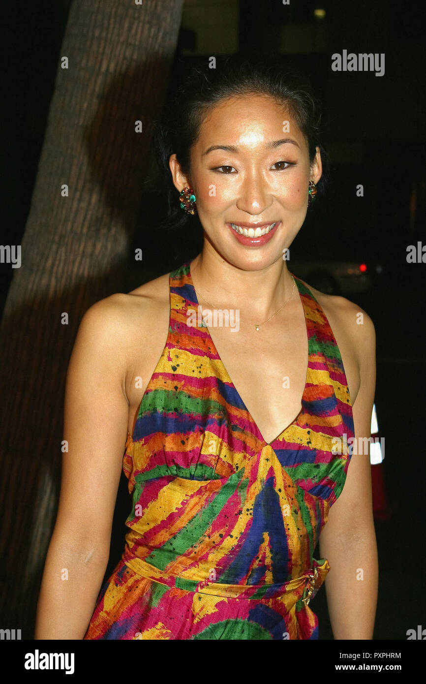 Sandra Oh 10/12/04 lateralmente @ Academia de Artes y Ciencias Cinematográficas, Beverly Hills foto por Fukuko Kusakari/hnw / PictureLux (12 de octubre de 2004) Archivo de referencia # 33687_683HNWPLX Foto de stock