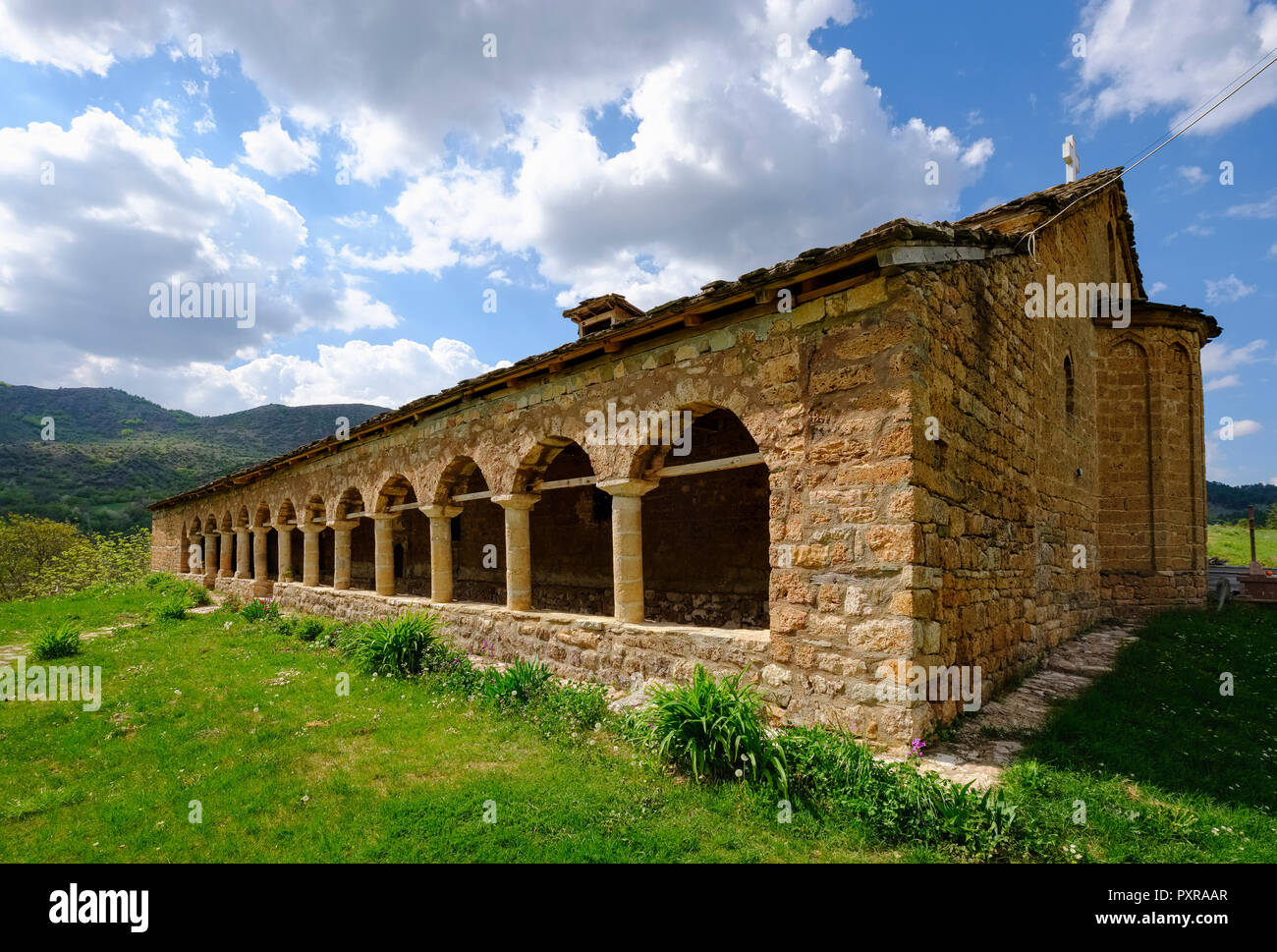 Albania, Qark Korca, Vithkuq, Iglesia de San Miguel Foto de stock