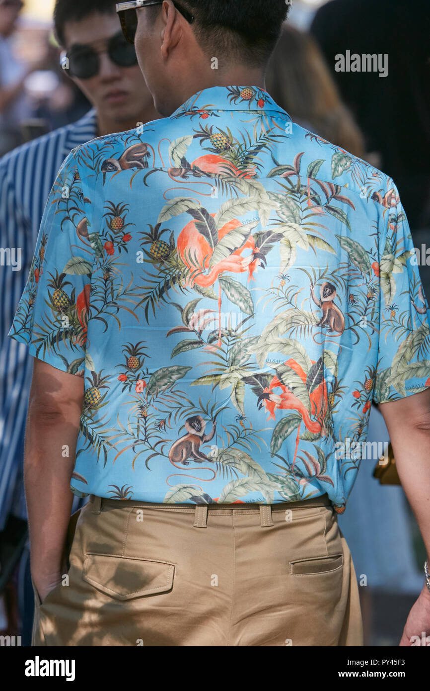 Traje tropical hombre fotografías e imágenes de alta resolución - Alamy