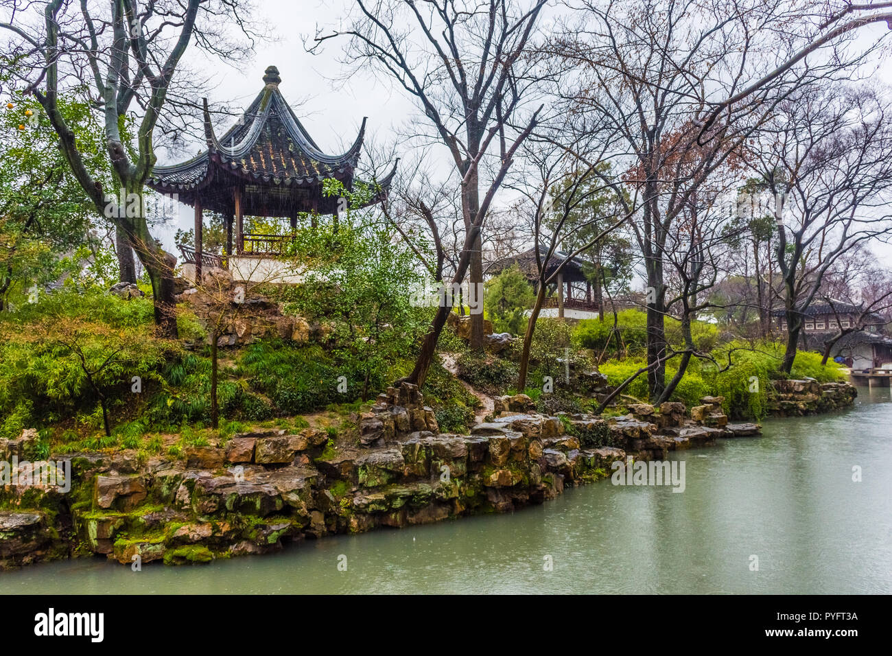 Maestro de redes de jardin fotografías e imágenes de alta resolución