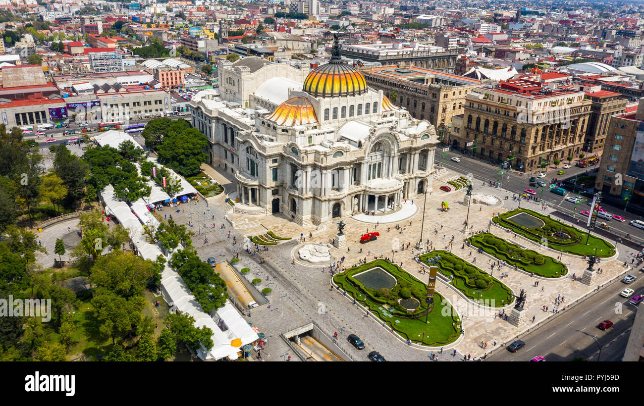 Palacio de Bellas Artes o el Palacio de Bellas Artes, Ciudad de México, México Foto de stock