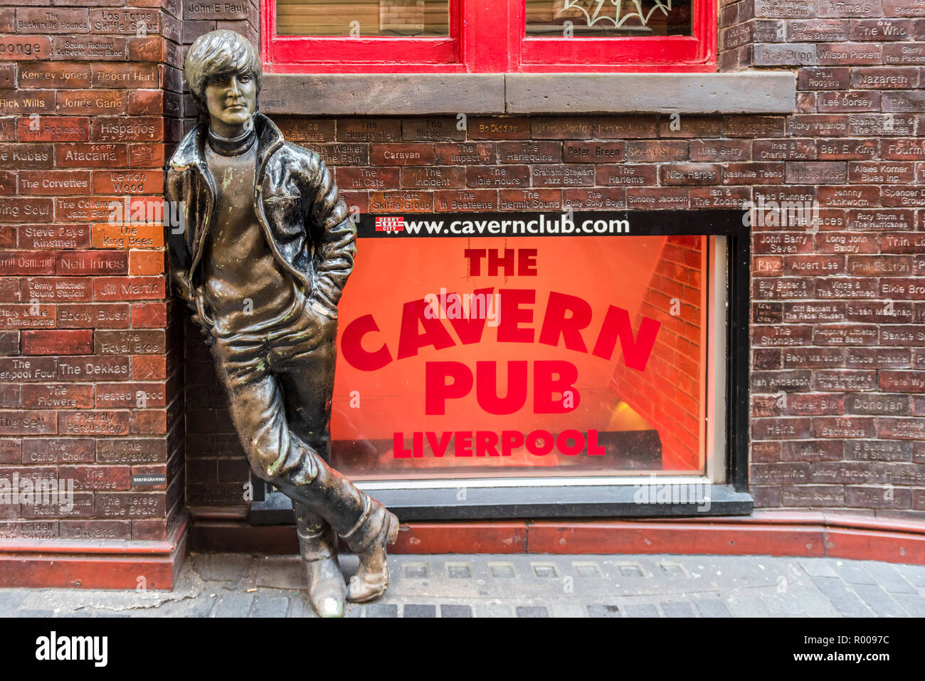 Pared de la Fama de Liverpool, Mathew Street, Merseyside, Inglaterra Foto de stock